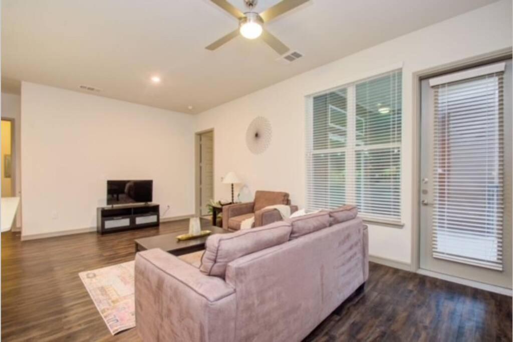 Spacious Luxury Unit Located In Downtown Houston! Kültér fotó